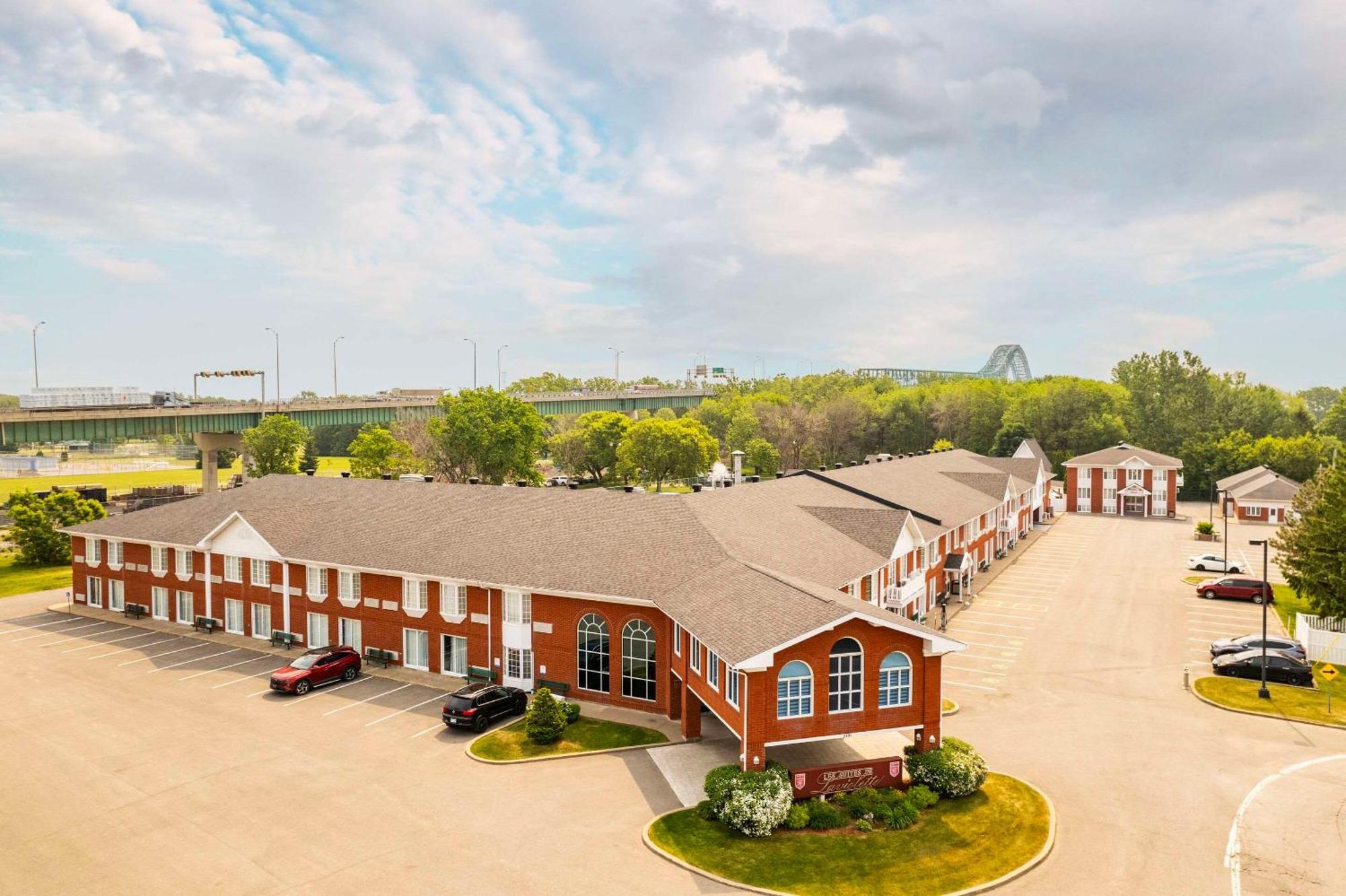 Les Suites De Laviolette Ascend Hotel Collection Trois-Rivières Exterior foto